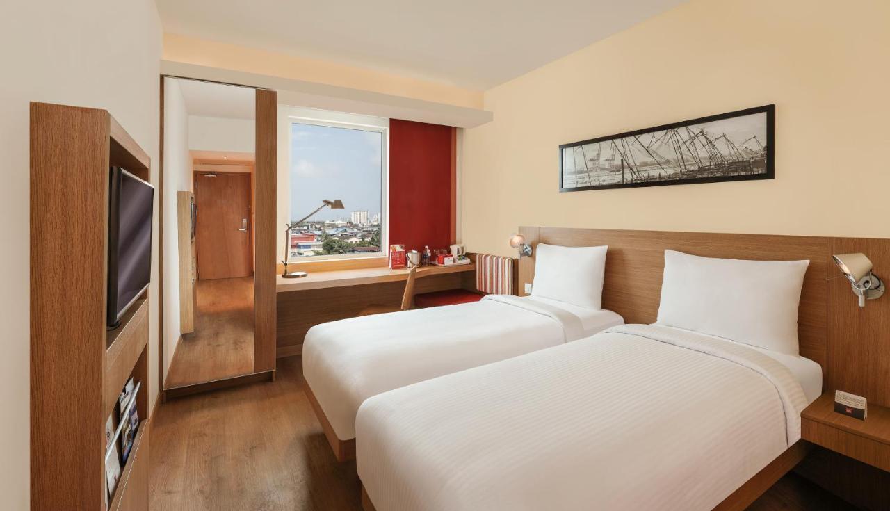 Ibis Kochi City Centre - An Accor Brand Extérieur photo