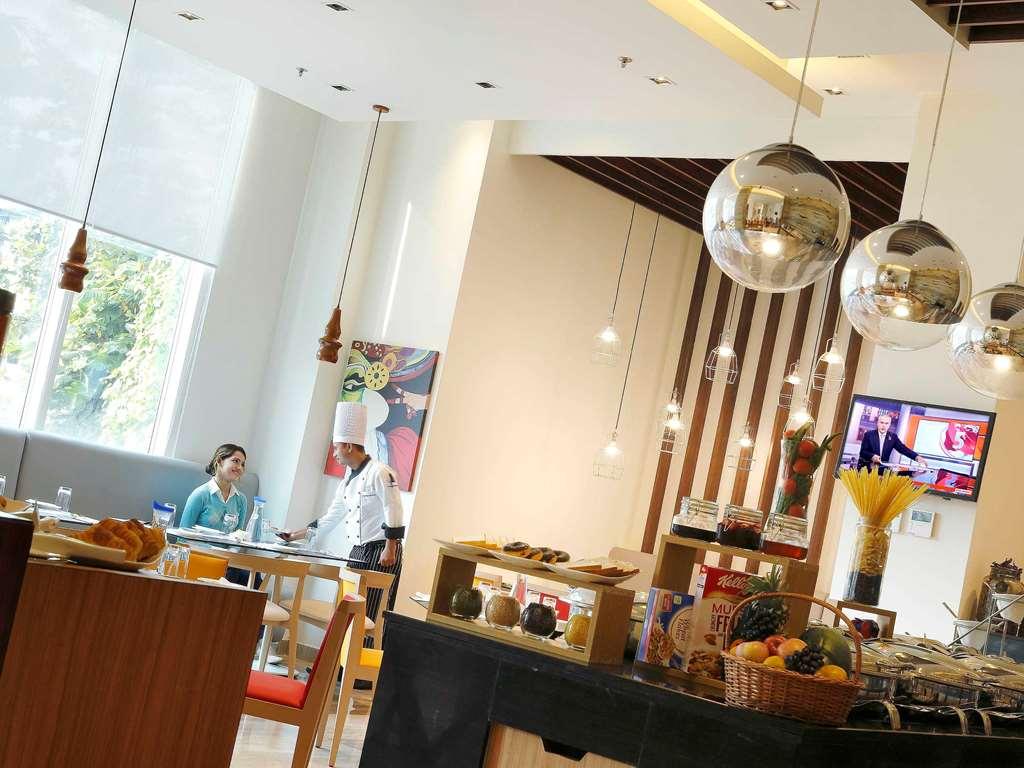 Ibis Kochi City Centre - An Accor Brand Extérieur photo