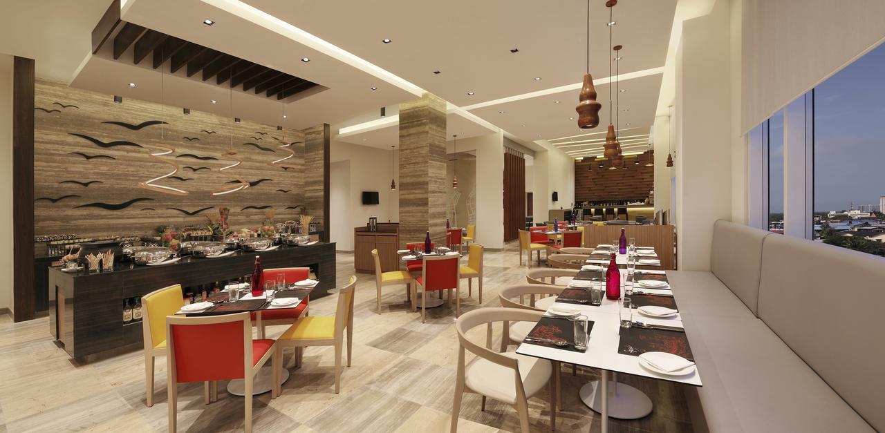 Ibis Kochi City Centre - An Accor Brand Extérieur photo